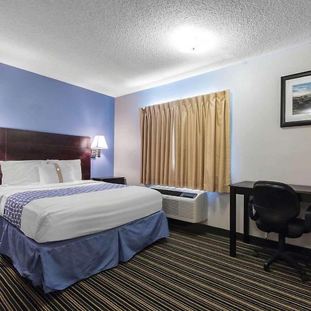Suburban Extended Stay Hotel Naval Base Area Warrington Eksteriør billede