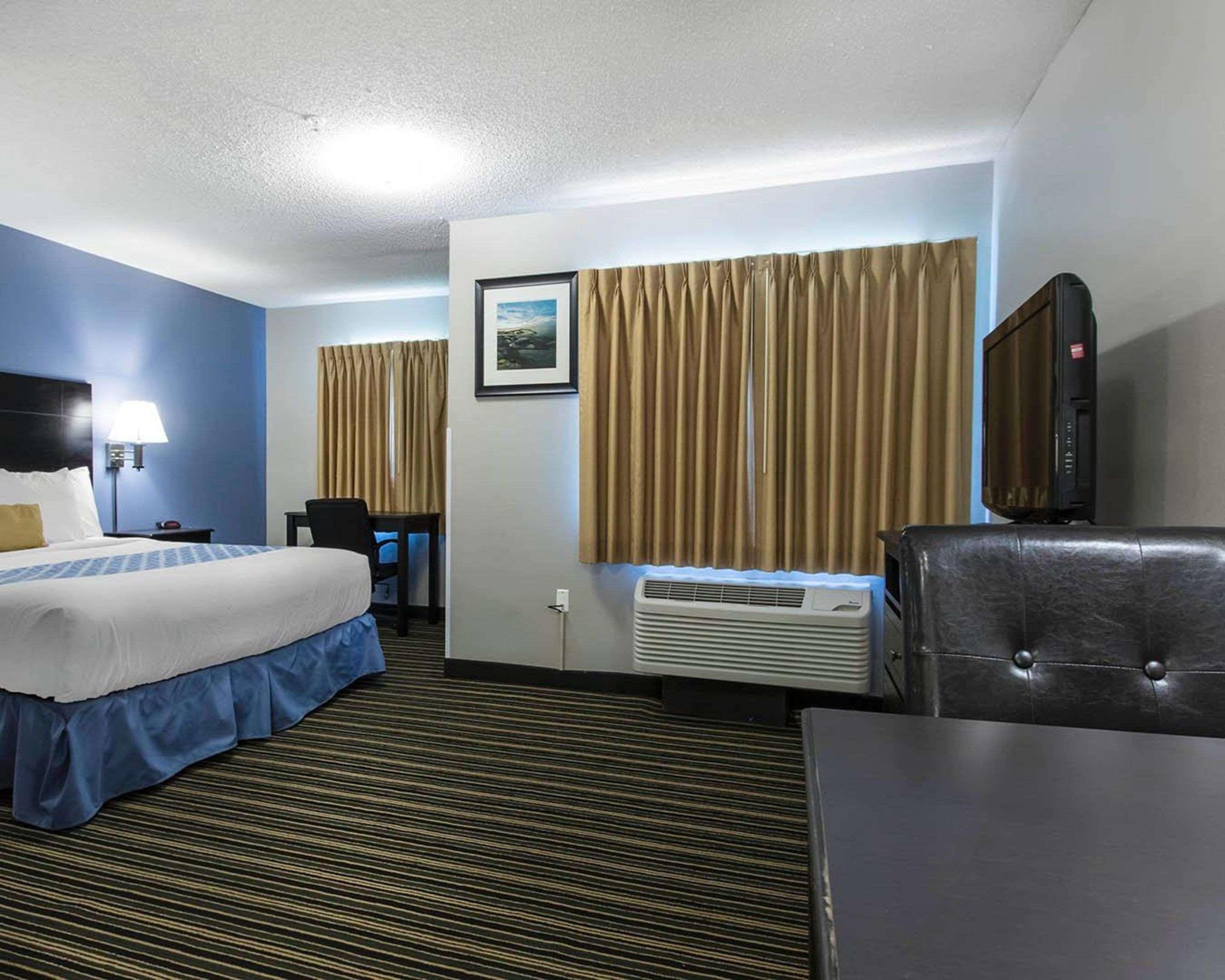 Suburban Extended Stay Hotel Naval Base Area Warrington Eksteriør billede