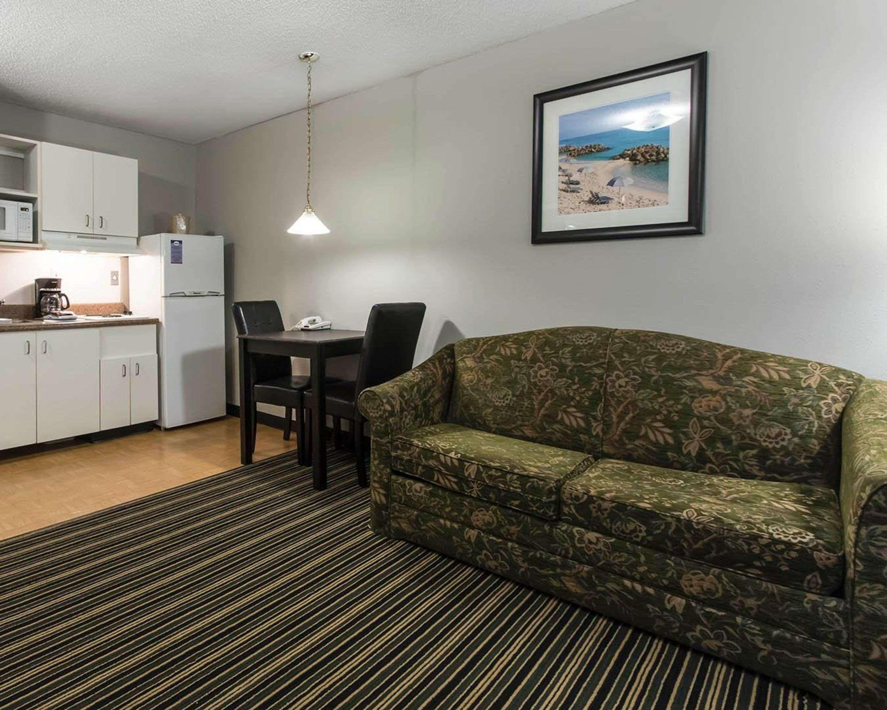 Suburban Extended Stay Hotel Naval Base Area Warrington Eksteriør billede